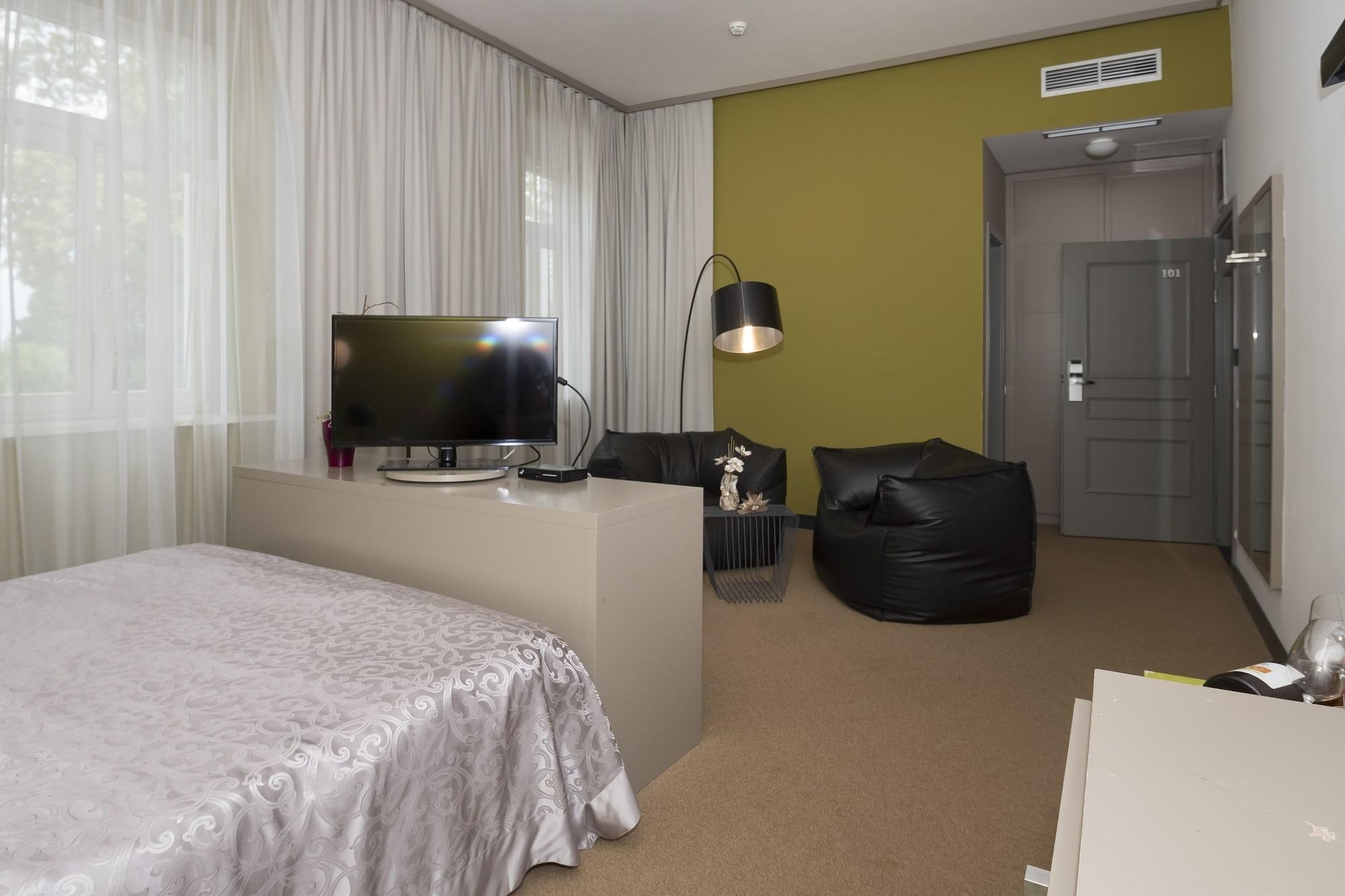 Hotel Amfiteatar Hotel