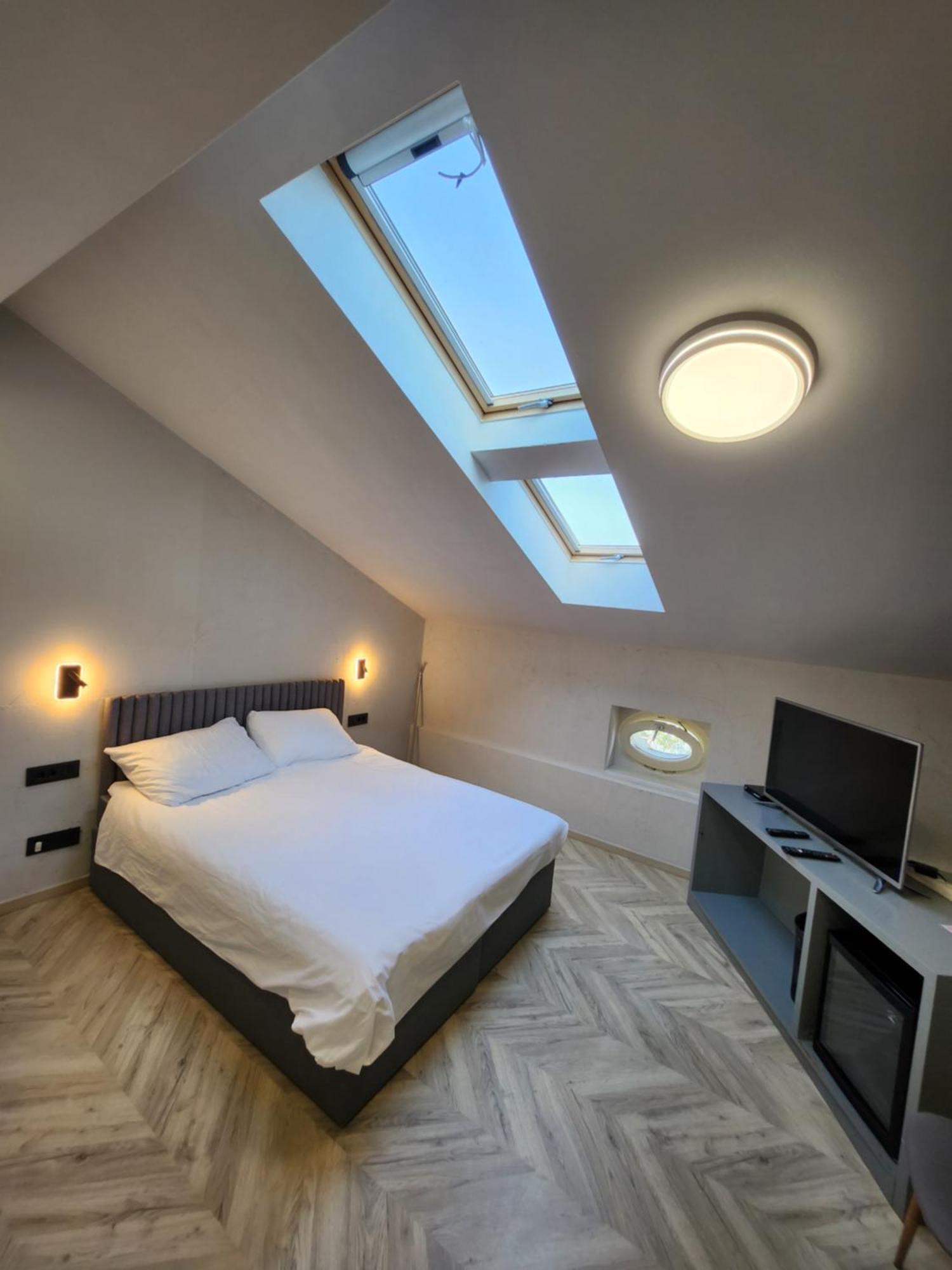 Hotel Hotel Amfiteatar 3*