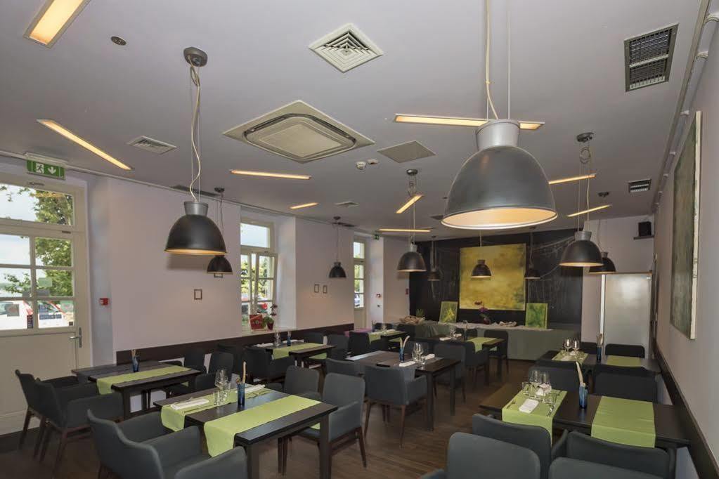 Hotel Hotel Amfiteatar 3*